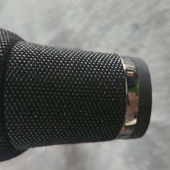 Stuart Weitzman, Woman's Sz 5 1/2 Black Silver Outline Heel Made in Spain - Picture 4 of 12